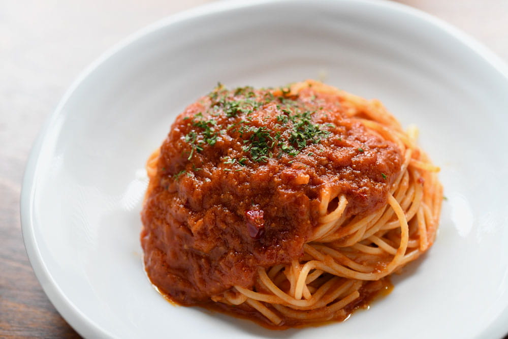 ディナーではパスタ、ピザ、お肉料理など、本格イタリアンが楽しめます。